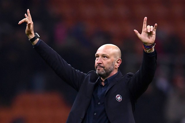 Walter Zenga, legenda sepak bola Italia dan Inter Milan. Foto: MARCO BERTORELLO / AFP