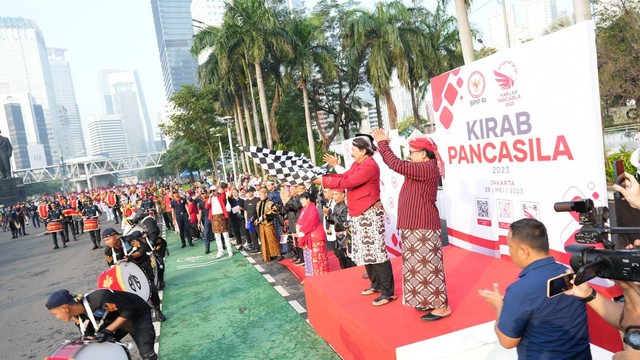 Kirab Pancasila yang digelar BPIP dari Patung Jenderal Sudirman sampai Bundaran HI Jakarta, Minggu, (28/5). Foto: BPIP