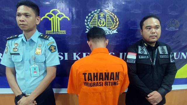 WNA asal Filipina yang ditahan oleh pihak Imigrasi Bitung.
