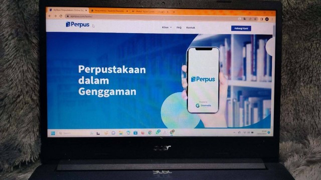 ilustrasi perppustakaan digital, e-perpus, oleh Riyana Qori Fatmawati