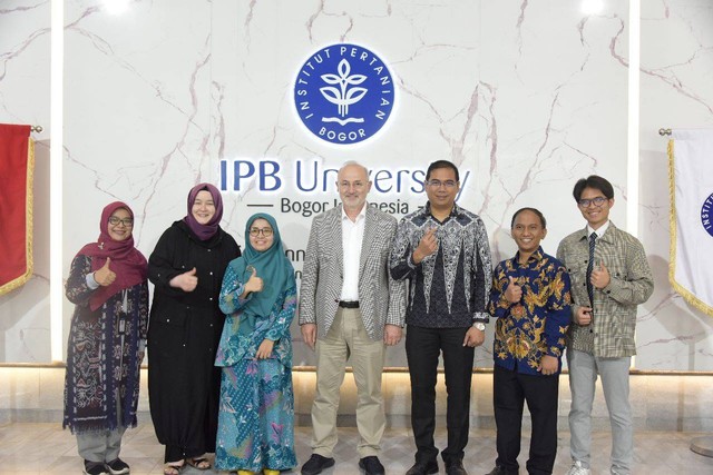 Rektor Ondokuz Mayis University Turki Kunjungi IPB University