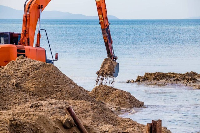 Ilustrasi tambang pasir laut. Foto: Shutterstock