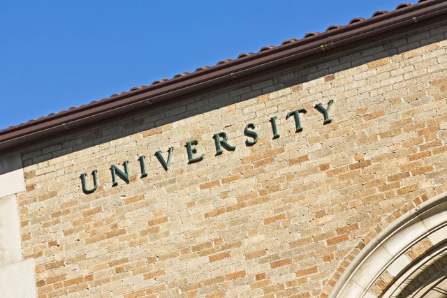 Ilustrasi Universitas. Foto: Shutterstock