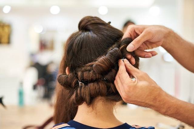 Ilustrasi cara menumbuhkan rambut, foto: Engin Akyurt di Unsplash