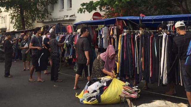 Tantangan besar bagi UMKM tekstil terhadap dunia trifhting yang semakin populer.