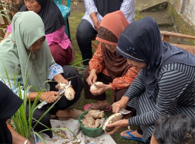 Pengolahan talas menjadi keripik