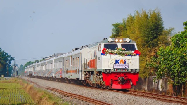 KA Pandalungan rute Gambir-Jember yang baru beroperasi, Jumat (2/5/2023). Foto: Dok. PT KAI