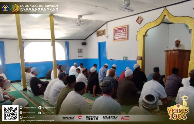 Sifat Sabar Dan Menghindari Berhutang Menjadi Tema Khotbah Jumat Di ...