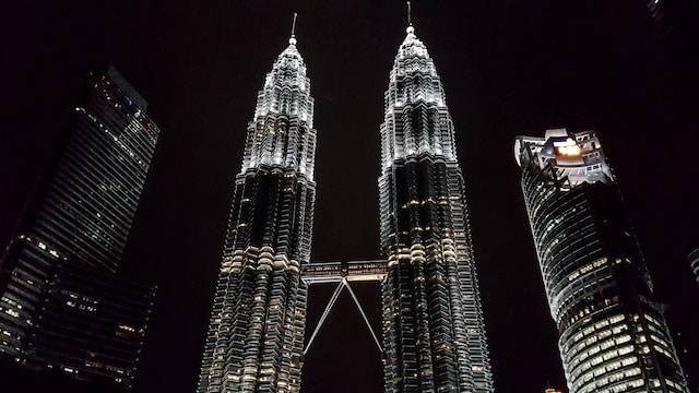 Menara Kembar di Malaysia: Daya Tarik, Harga Tiket, Jam Buka, dan