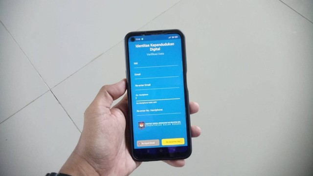 Ilustrasi aplikasi Identitas Kependudukan Digital (IKD) atau KTP Digital. | Foto : Galih Prihantoro/ Lampung Geh