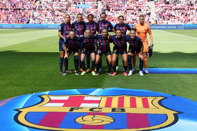 Pemain FC Barcelona Femeni saat melawan VfL Wolfsburg pada pertandingan final Women's Champions League di Philips Stadion, Eindhoven, Belanda, pada 3 Juni 2023.  Foto: Yves Herman/REUTERS