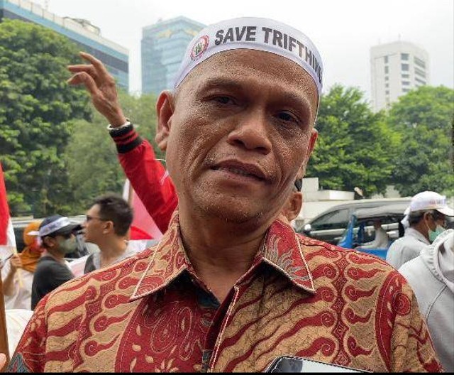Effendy, Pedagang Thrifting Pasar Senen yang berdemo di Kantor Kementerian Perdagangan, Selasa (6/6/2023). Foto: Nabil Jahja/kumparan