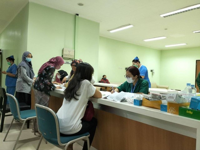 Layanan program KB (Keluarga Berencana) di sebuah rumah sakit di Yogyakarta. Foto: Maria Wulan/Tugu Jogja