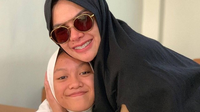 Anak Sulung Nikita Mirzani, Laura Meizani. Foto: Instagram/@nikitamirzanimawardi_172