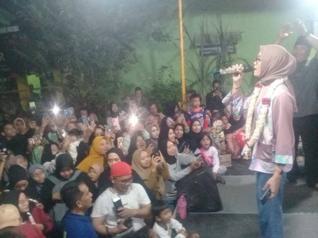 Pesan Mendalam Ayah Salma Salsabil, Juara Indonesian Idol 2023 Pulang Kampung ke Probolinggo