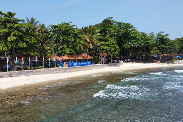 pWorld Surf League (WSL) QS 5000 di Pantai Tanjung Setia, Pesisir Barat, Lampung, Senin (12/6/2023) | Foto: Roza Hariqo/Lampung Geh