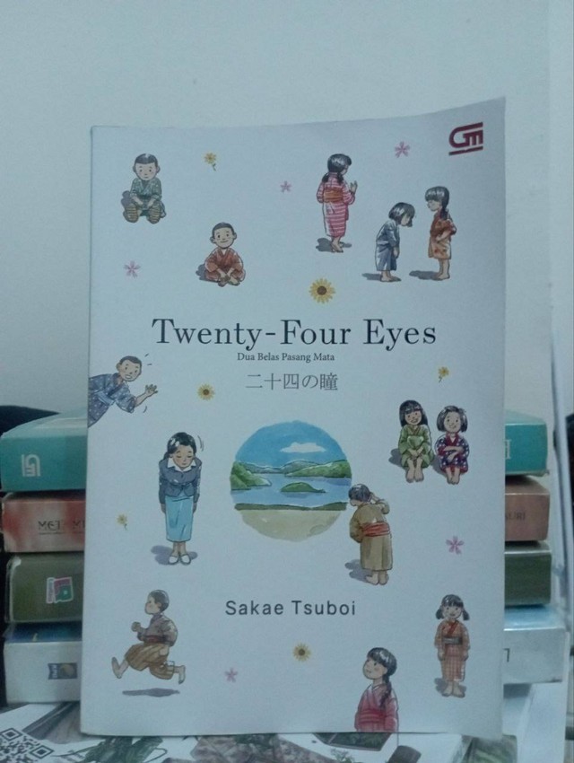 Buku Twenty Four Eyes (Dua Belas Pasang Mata) oleh Sakae Tsuboi | Foto milik Penulis