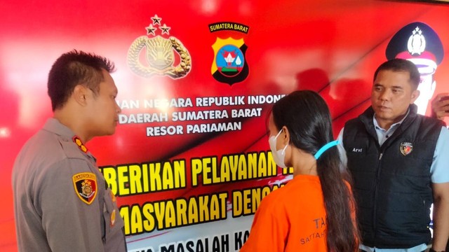 Polres Pariaman rilis kasus penyiksaan yang dilakukan ibu ke anak kandung di Padang Pariaman.  Foto: Dok. Istimewa