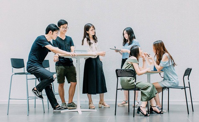 Ilustrasi kata kata perpisahan untuk teman sekelas. Sumber: www.unsplash.com