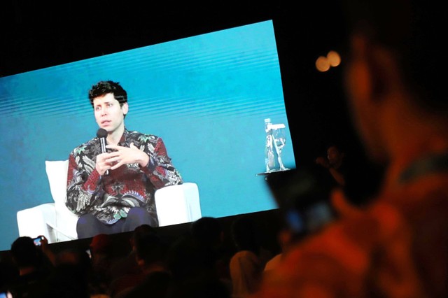 Co-Founder & CEO OpenAI, Sam Altman di Grand Ballroom Hotel Indonesia Kempinski, Jakarta, Rabu (14/6/2023). Foto: Jamal Ramadhan/kumparan