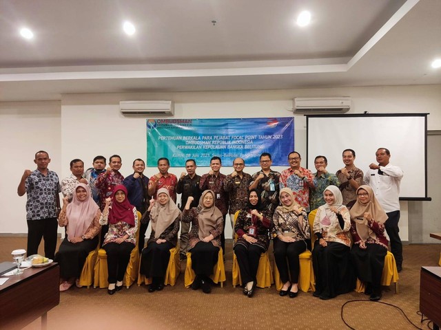 Foto Ombudsman Babel bersama para peserta Focal Point di Swiss Bell Hotel Pangkalpinang, Kamis 8 Juni 2023. Sumber: Ombudsman Babel.