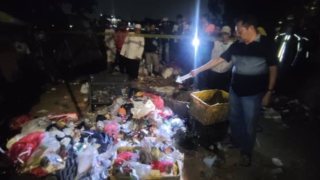 Penemuan jasad bayi di tempat pembuangan sampah di kawasan Cakung, Jakarta Timur. Foto: Dok. Istimewa