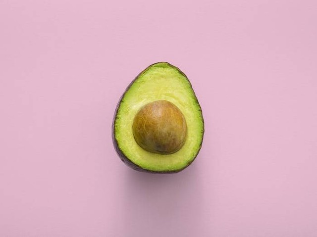 Ilustrasi manfaat jus alpukat. Sumber: unsplash.com/Thought Catalog