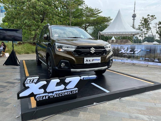 PT Suzuki Indomobil Sales (SIS) resmi meluncurkan Suzuki XL7 Hybrid di Jakarta (15/6/2023). Foto: Sena Pratama/kumparan