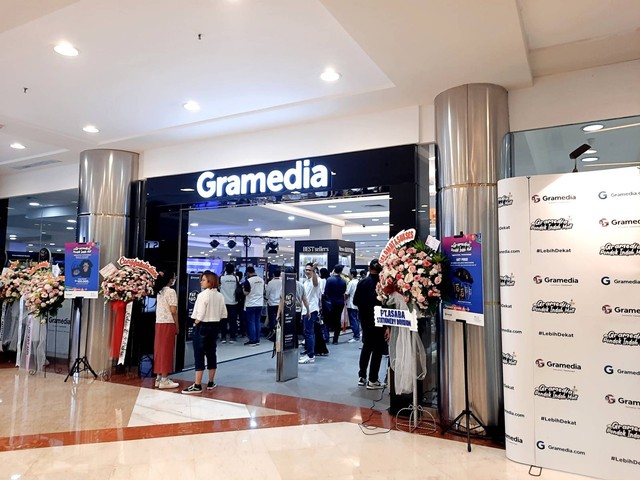 Reopening Gramedia Pondok Indah Mall, Jakarta