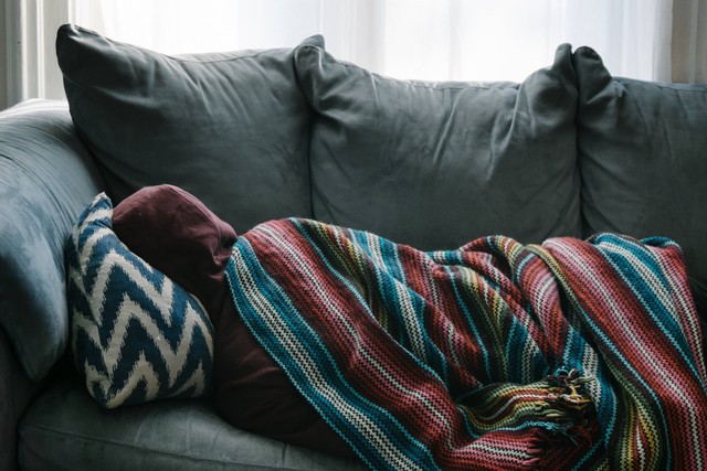 Ilustrasi Cara Mengatasi Badan Lemas Setelah Sakit, Unsplash/Rex Pickar