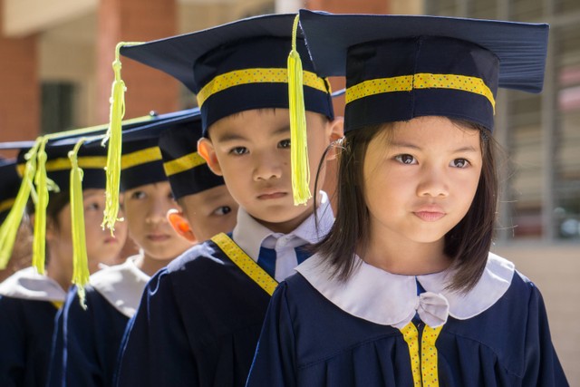 Ilustrasi Wisuda Siswa TK. Foto: Shutterstock