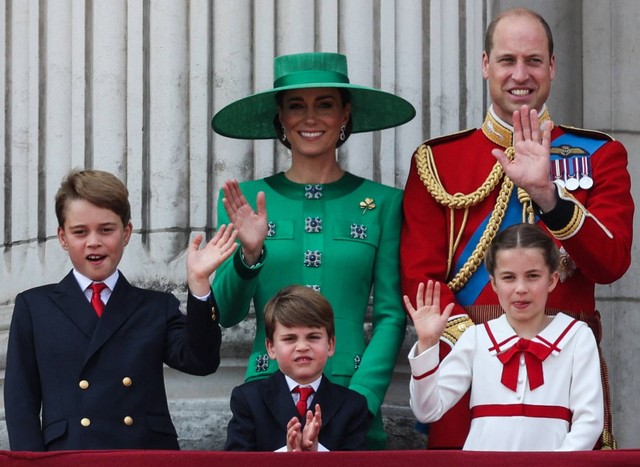 Kate Middleton menawan dalam gaun rancangan Andrew GN di Trooping The Colour 2023.  Foto: ADRIAN DENNIS / AFP