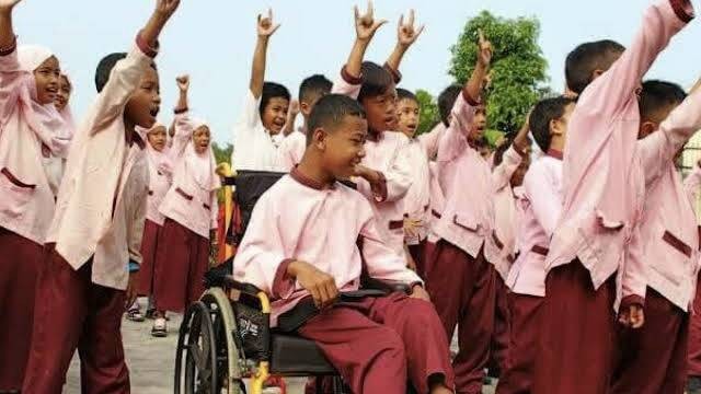 Hak Penyandang Disabilitas Terhadap Aksesibilitas Pendidikan | Kumparan.com