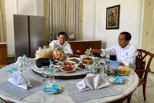 Prabowo Subianto Bertemu Jokowi di Istana Bogor. Foto: Instagram/@prabowo