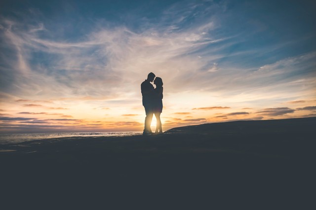 Ilustrasi Kata-Kata Romantis untuk Crush, sumber foto (Frank Mckenna) by unsplash.com