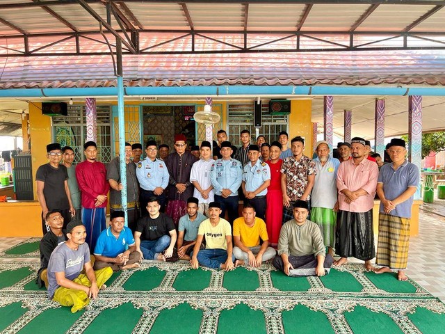 Dapat Hidayah, Satu Orang Warga Binaan Lapas Idi Resmi Memeluk Agama Islam, Sumber Dokumentasi: Humas Lapas Idi