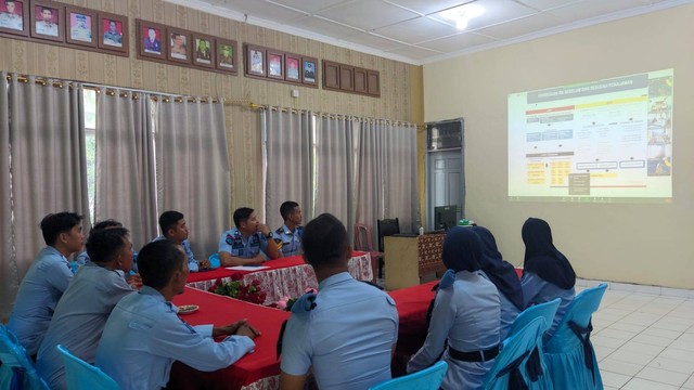 Jajaran Rutan Prabumulih mengikuti kegiatan Sosialisasi Road Map RB dan Pengembangan Aplikasi ERB