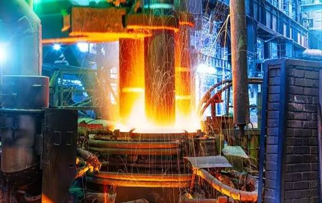 Ilustrasi Smelter adalah Peleburan Logam  Foto:Unsplash