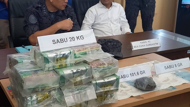 BNN Sumsel Gagalkan Penyelundupan 20 Kg Sabu Asal Malaysia | Kumparan.com