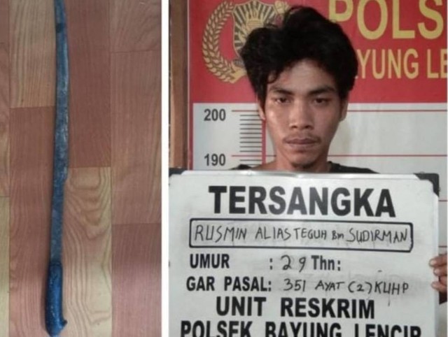 Seorang adik bernama Rusmin alias Teguh saat ditangkap polisi. (ist)