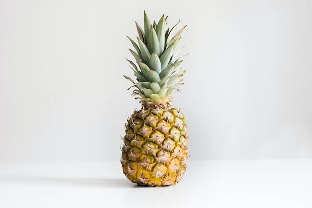 Ilustrasi ucapan Hari Nanas Internasional, sumber foto: Julien Pianetti/Unsplash.com