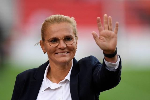 Pelatih Timnas Wanita Inggris, Sarina Wiegman. Foto: Oli Scarff/AFP