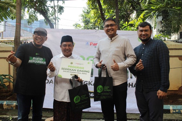 Program sedekah daging Panin Dubai Syariah Bank, KEMENAG dan LAZNAS IZI