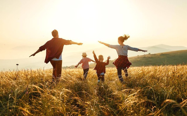 Ilustrasi Keluarga bahagia. Sumber: Shutterstock
