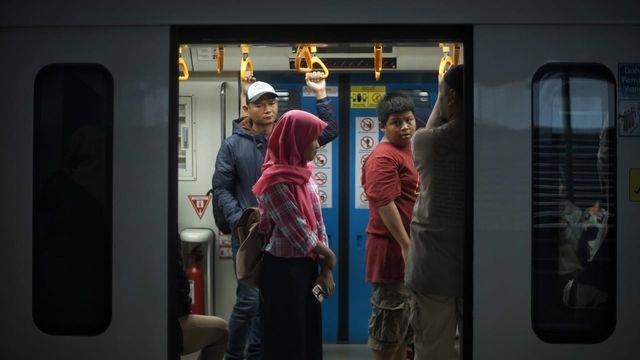 Penumpang LRT Palembang, Foto: ary priyanto/Urban Id