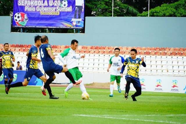 Tim yang sedang bertanding memprebutkan Piala Gubernur Sumsel U-20, Foto : Humas Pemprov Sumsel