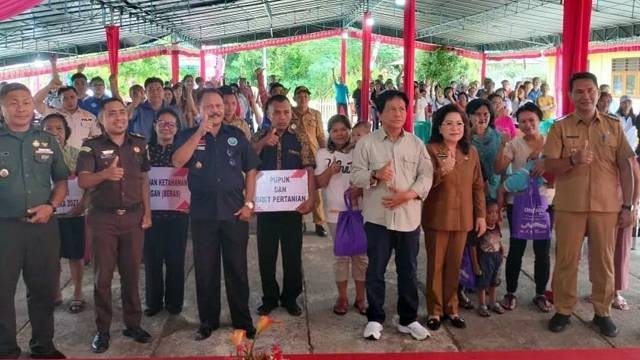 Pencanangan Kampung Bira, Kabupaten Kepulauan Sitaro sebagai Desa Bersinar (Bersih Narkoba)