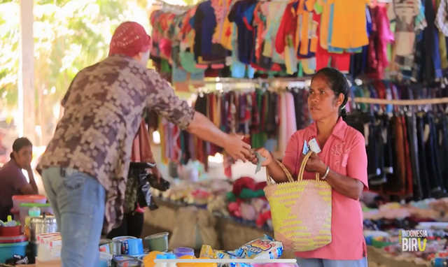                                   Budaya Barter di pasar Labala (Youtube: NegeriPaus)