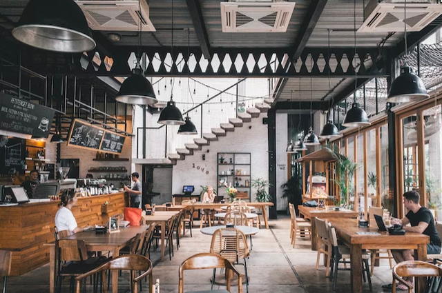 restoran di Bogor yang hits. Sumber : Unsplash/shawnanggg