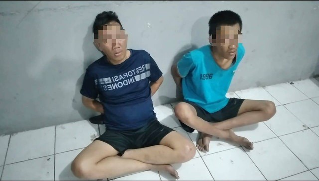 Kedua pelaku penjambretan di Bandar Lampung. Foto: Ist